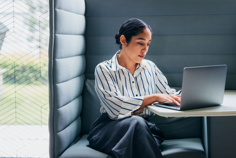 womanWorkingOutside